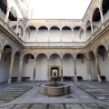 Vista de uno de los edificios de la Universidad de Granada (UNIVERSIDAD DE GRANADA)