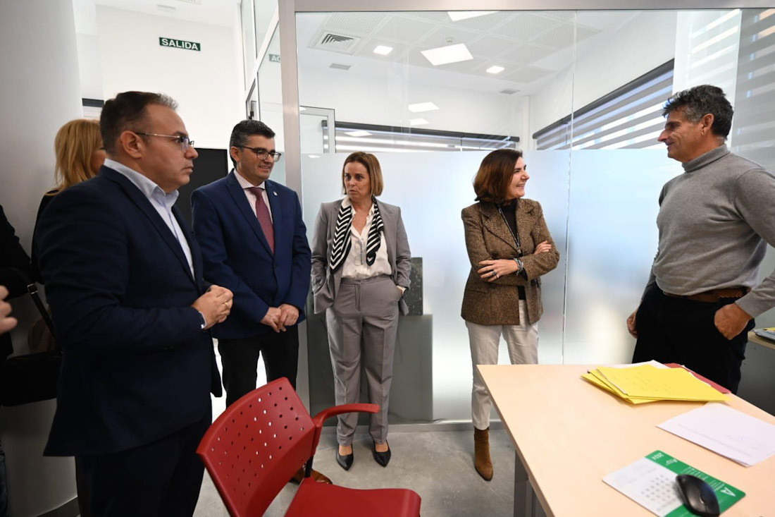 Visita a una oficina del SAE (JUNTA)