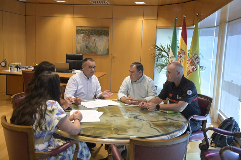 Presentación del programa extraordinario de ayudas por los terremotos (GPMEDIA)
Presentación del programa extraordinario de ayudas por los terremotos (GPMEDIA)
