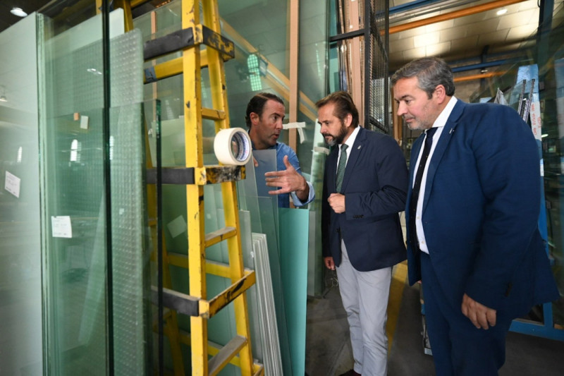 La Junta respalda la modernización de la empresa Central Vidriera Granadina, S.L. (CVGLASS) con incentivos de TRADE para impulsar la innovación (JUNTA) La Junta respalda la modernización de la empresa Central Vidriera Granadina, S.L. (CVGLASS) con incentivos de TRADE para impulsar la innovación (JUNTA)
