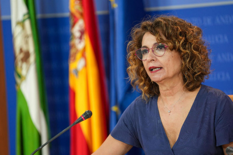 La secretaria general del PSOE-A y portavoz del Grupo Parlamentario Socialista, María Jesús Montero, ofrece una rueda de prensa en el Parlamento. (MARÍA JOSÉ LÓPEZ - EUROPA PRESS) La secretaria general del PSOE-A y portavoz del Grupo Parlamentario Socialista, María Jesús Montero, ofrece una rueda de prensa en el Parlamento. (MARÍA JOSÉ LÓPEZ - EUROPA PRESS)