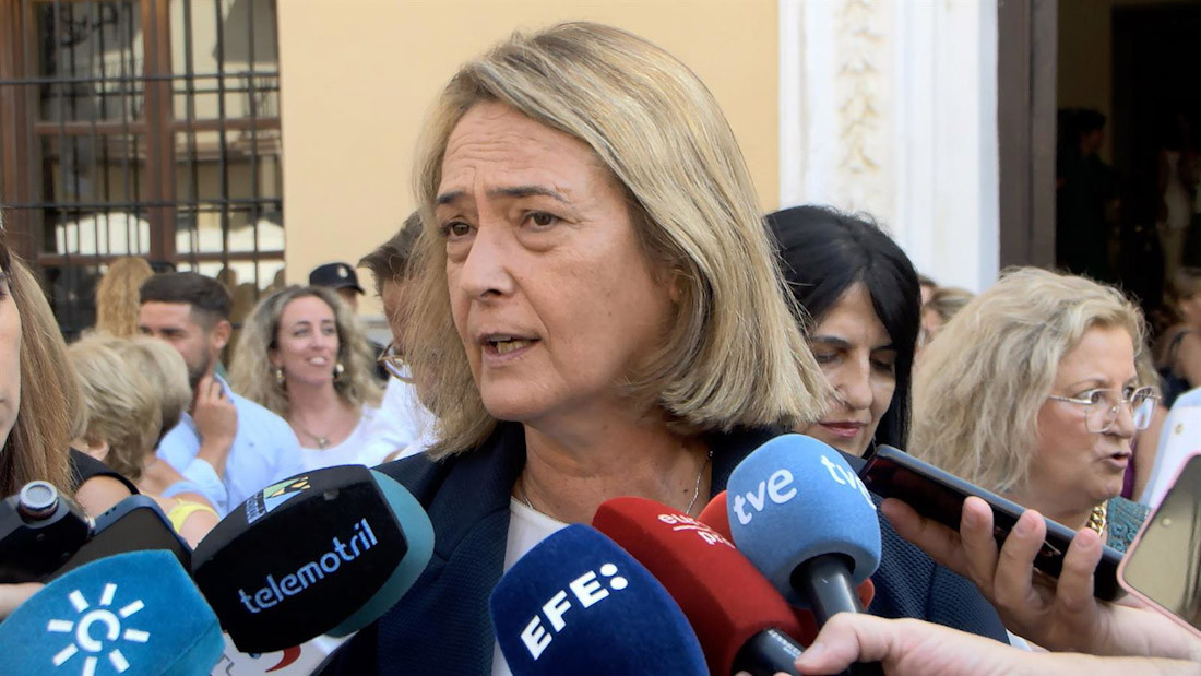 La alcaldesa de Motril, Luisa García Chamorro, atiende a los medios en imagen de archivo (EUROPA PRESS)