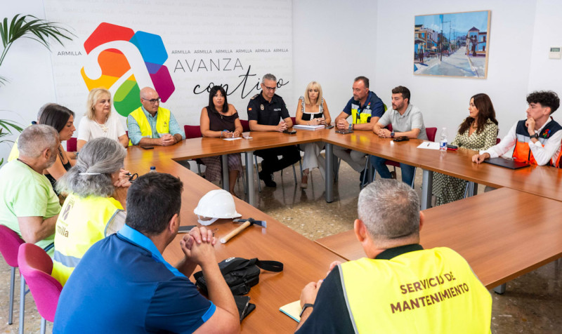 Imagen de la reunión (AYTO. ARMILLA)