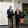 El presidente de la Diputación de Granada, Francis Rodríguez, y la alcaldesa de la capital granadina, Marifrán Carazo, en una foto de archivo (AYUNTAMIENTO)