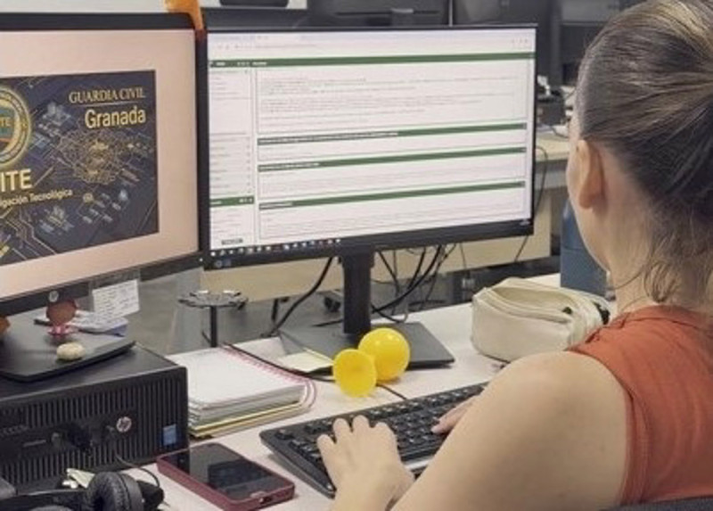 La Guardia Civil ha detectado un repunte en las estafas de este tipo, en las que las víctimas sufren principalmente cargos no autorizados o el vaciado parcial o total de sus cuentas (GUARDIA CIVIL)