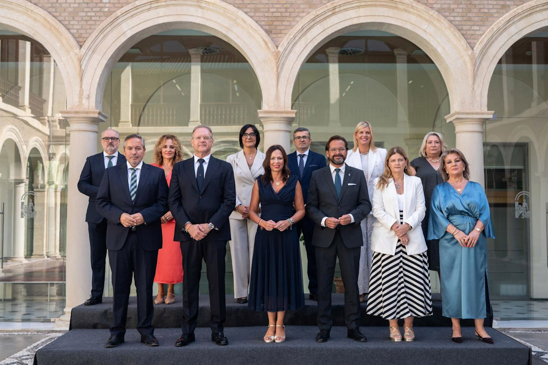 La consejera Rocío Díaz ha presidido junto al delegado del Gobierno de la Junta en Granada el acto de toma de posesión de los delegados territoriales (JUNTA)