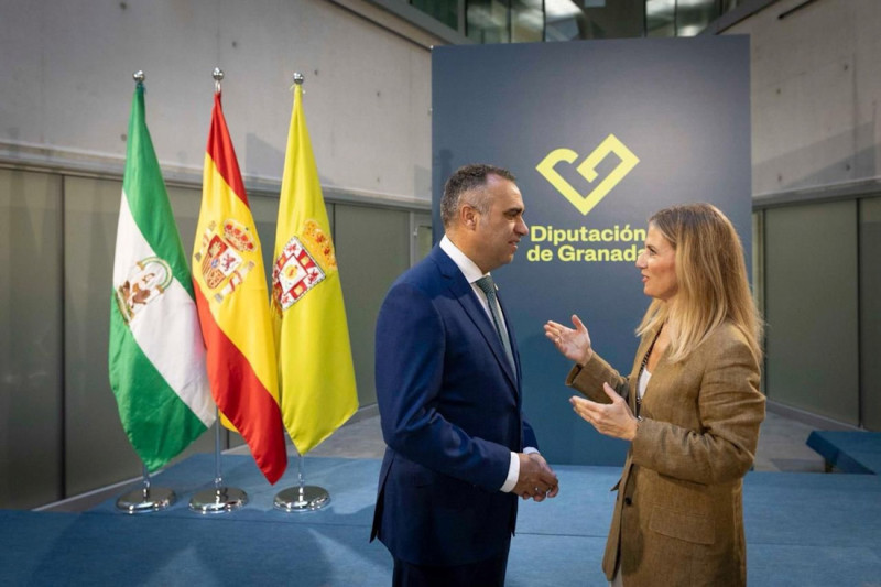 Durante el encuentro, Rodríguez y Mestre han repasado los principales retos que afronta la provincia y el trabajo que se viene desarrollando desde la Diputación, con especial atención a las consecuencias de los últimos terremotos (DIPUTACIÓN DE GRANADA) Durante el encuentro, Rodríguez y Mestre han repasado los principales retos que afronta la provincia y el trabajo que se viene desarrollando desde la Diputación, con especial atención a las consecuencias de los últimos terremotos (DIPUTACIÓN DE GRANADA)