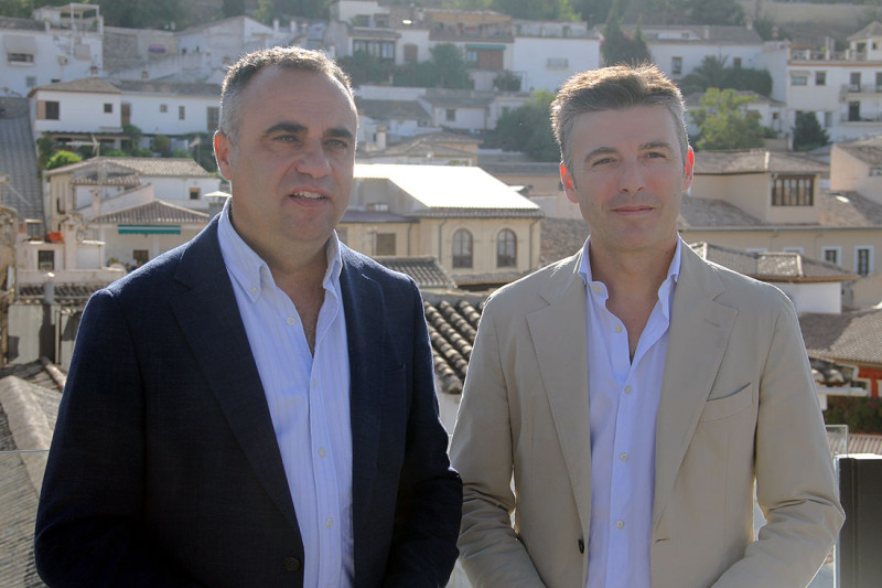 Francis Rodríguez, candidato a la presidencia del Partido Popular de Granada, junto a Jorge Saavedra Francis Rodríguez, candidato a la presidencia del Partido Popular de Granada, junto a Jorge Saavedra