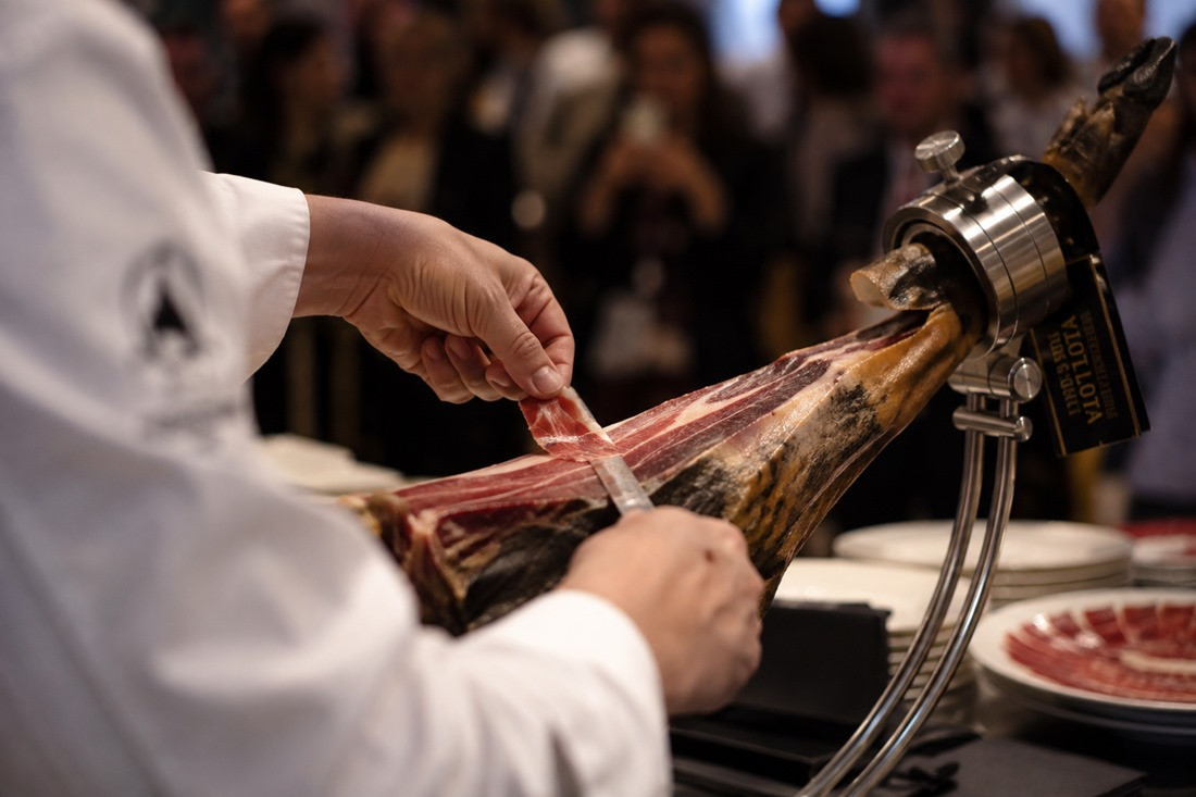 Cortador de Jamón (REMITIDA POR EL AYUNTAMIENTO DE GÓJAR)