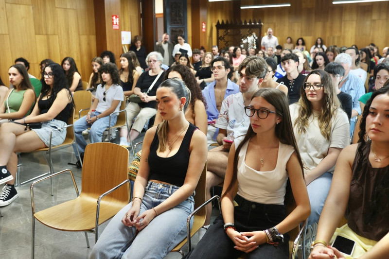 Inauguración del curso en enseñanzas de Idiomas y Artísticas (GPMEDIA)