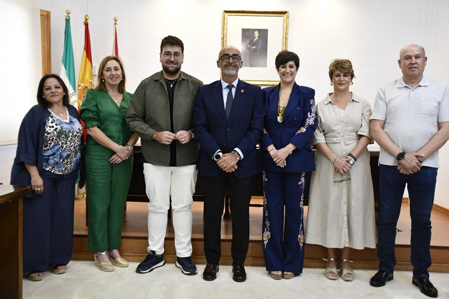 Nuevo equipo de gobierno del PP en el Ayuntamiento de Albolote (ALBOLOTE INFORMACIÓN)