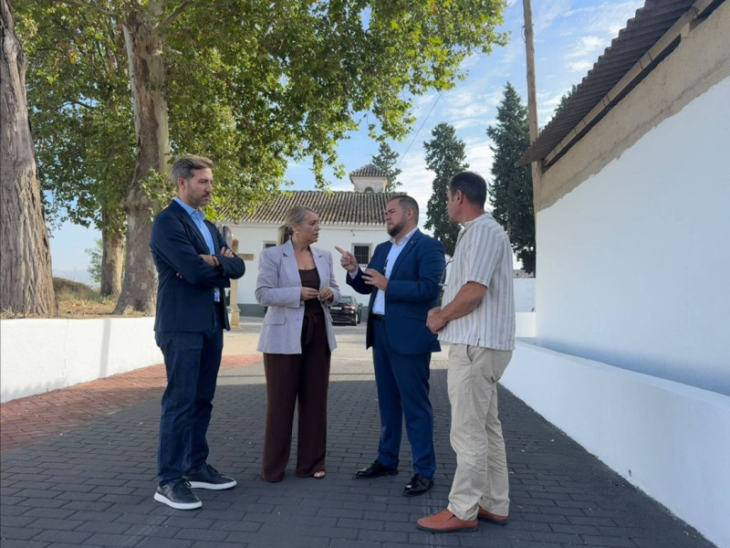 Meri Sádaba con parte el equipo de Gobierno de Las Gabias (AYTO. LAS GABIAS)