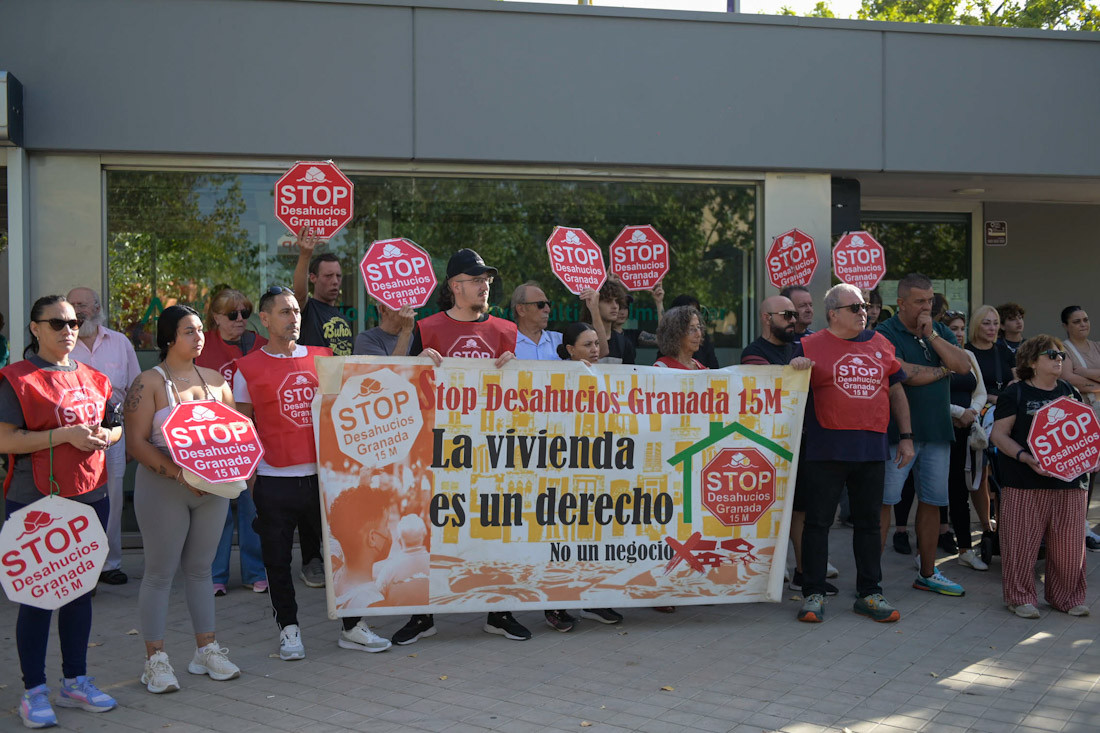 Concentración de stop desahucios (GPMEDIA)