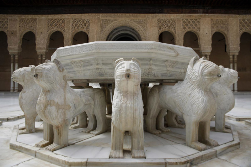 Patio de los Leones de la Alhambra. Archivo (ÁLEX CÁMARA - EUROPA PRESS)