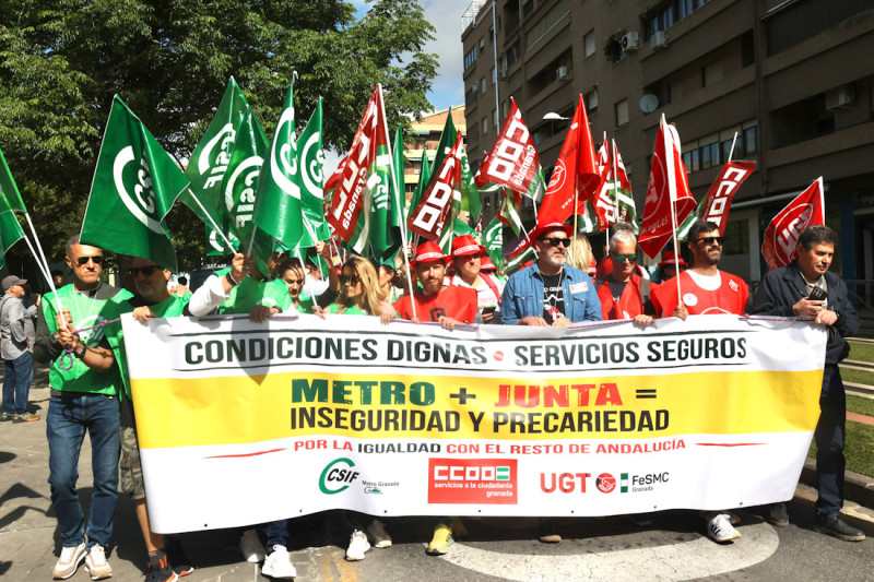 Imagen de archivo de una protesta de los trabajadores del Metro de Granada en mayo de 2026 (CCOO GRANADA)