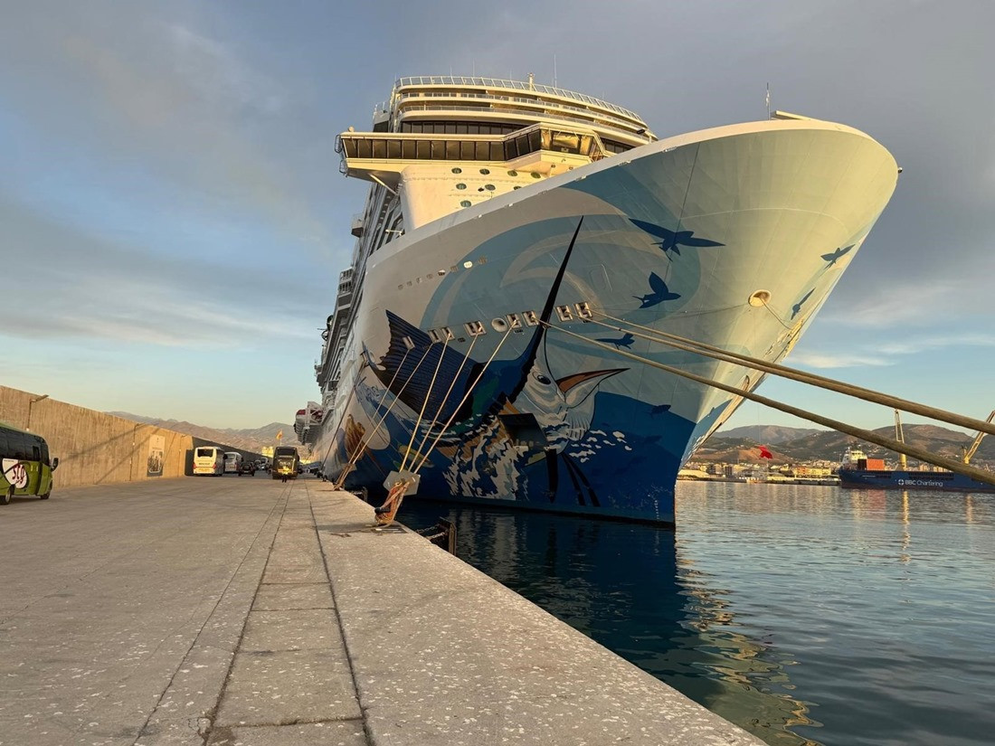 El Puerto de Motril recibe este jueves una doble escala de cruceros con la presencia del Norwegian Escape (PUERTO DE MOTRIL)