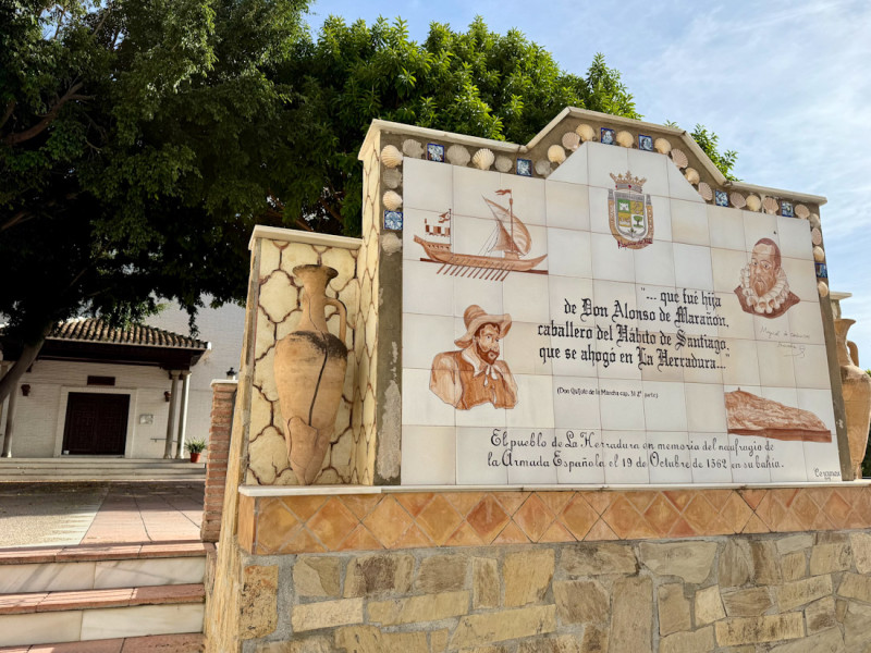 (AYTO. ALMUÑÉCAR)