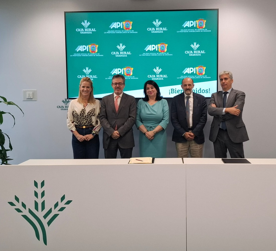 Firma del convenio (CAJA RURAL)