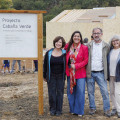 La responsable de Fundación Unicaja en Granada, Montse Morillas, ha asistido junto a los responsables de Huerto Alegre Mariluz Díaz, Ernesto Páramo y Roser Buscarons (FUNDACIÓN UNICAJA)