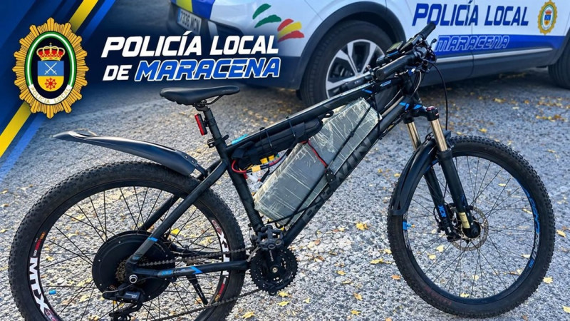Bicicleta con un motor eléctrico retirada de la circulación por la Policía Local de Maracena (POLICÍA LOCAL DE MARACENA) Bicicleta con un motor eléctrico retirada de la circulación por la Policía Local de Maracena (POLICÍA LOCAL DE MARACENA)