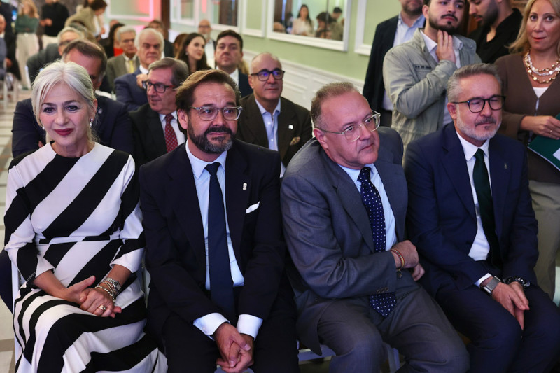 Primera edición de los Premios Embajadores (GPMEDIA)