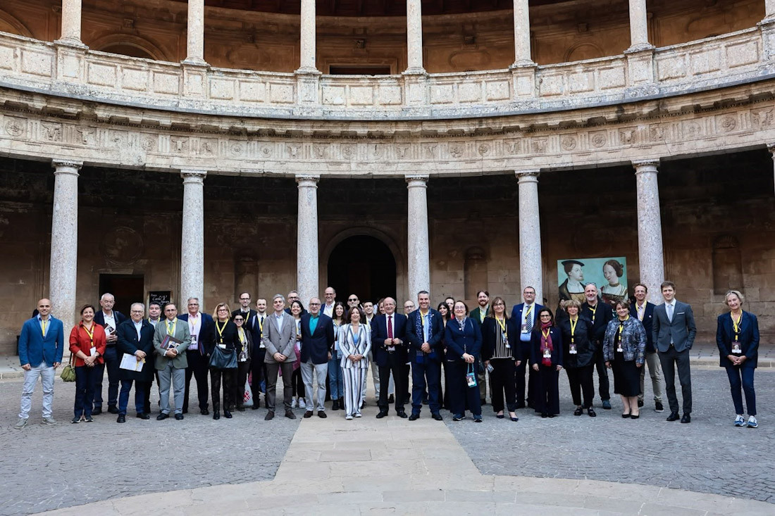 Asistentes al encuentro en la Alhambra sobre IA y patrimonio (PATRONATO DE LA ALHAMBRA Y EL GENERALIFE)