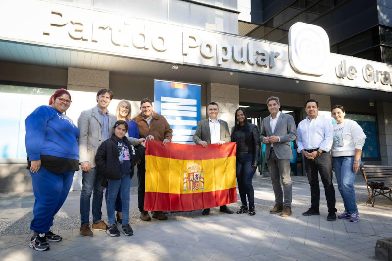 Representantes de la comunidad latinoamericana de Granada se han sumado al equipo de campaña del Partido Popular (PP) Representantes de la comunidad latinoamericana de Granada se han sumado al equipo de campaña del Partido Popular (PP)